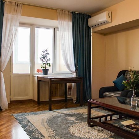 Золотой Квадрат 60 Кв2 Apartment Almaty Luaran gambar
