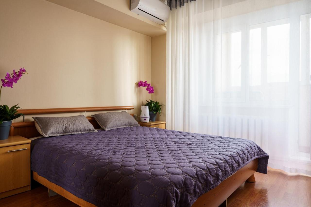 Золотой Квадрат 60 Кв2 Apartment Almaty Luaran gambar
